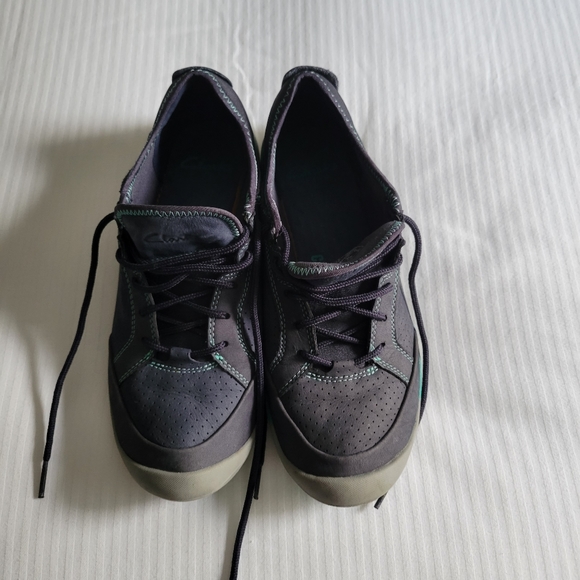 CLARKS Shoes Navy/Teal 9.5 Med - Picture 3 of 5